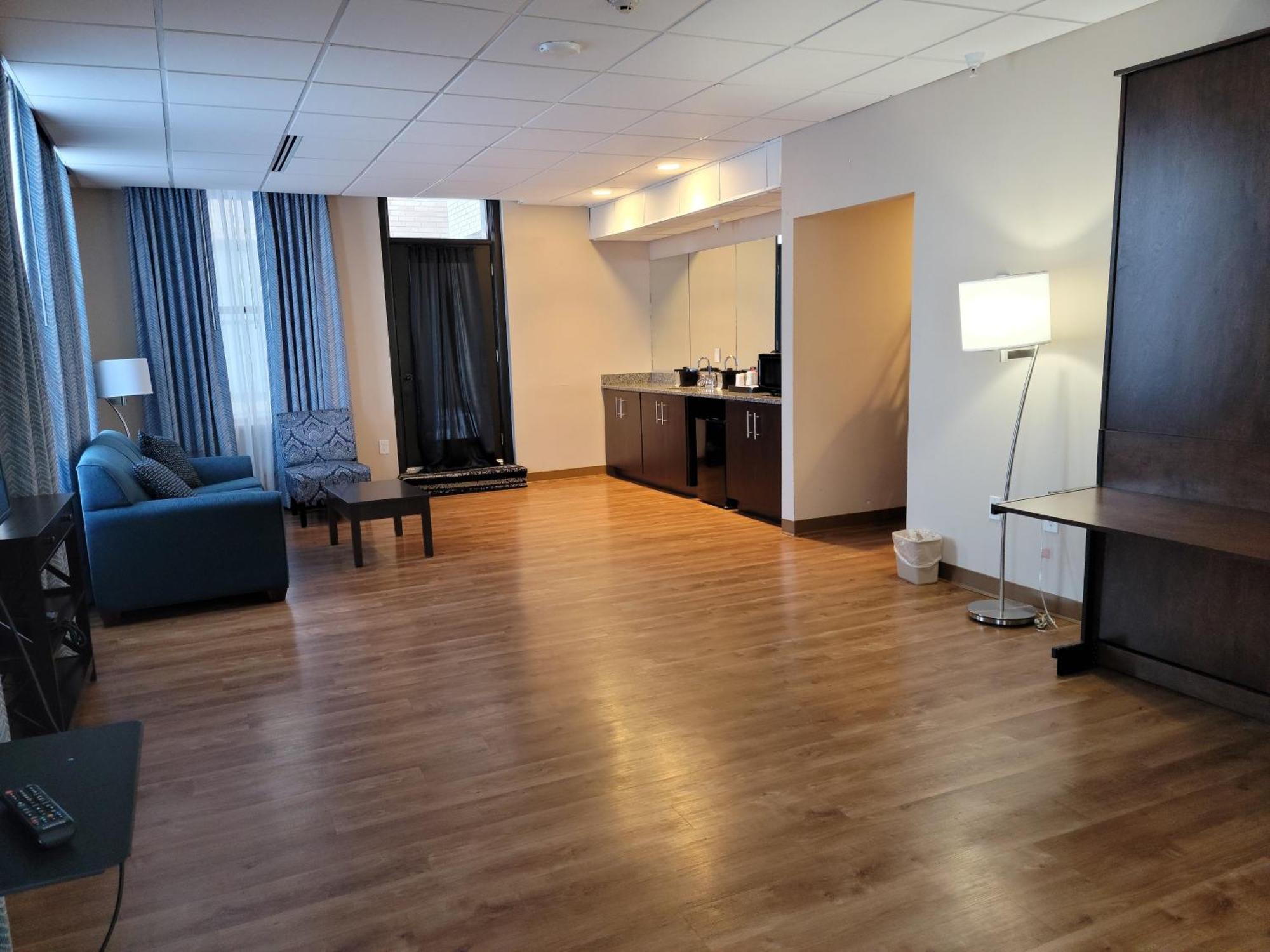 Ariel Broadway Hotel Lorain المظهر الخارجي الصورة